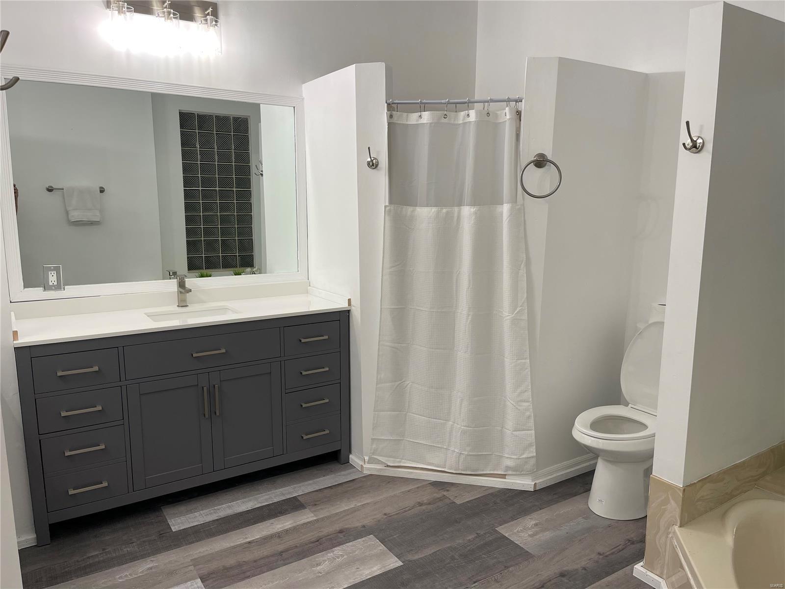 St Louis Commons Add - Residential