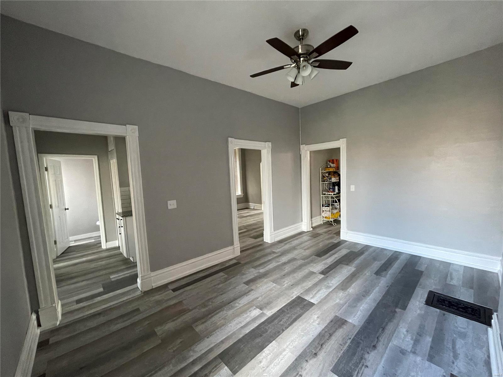 St Louis Commons Add - Residential