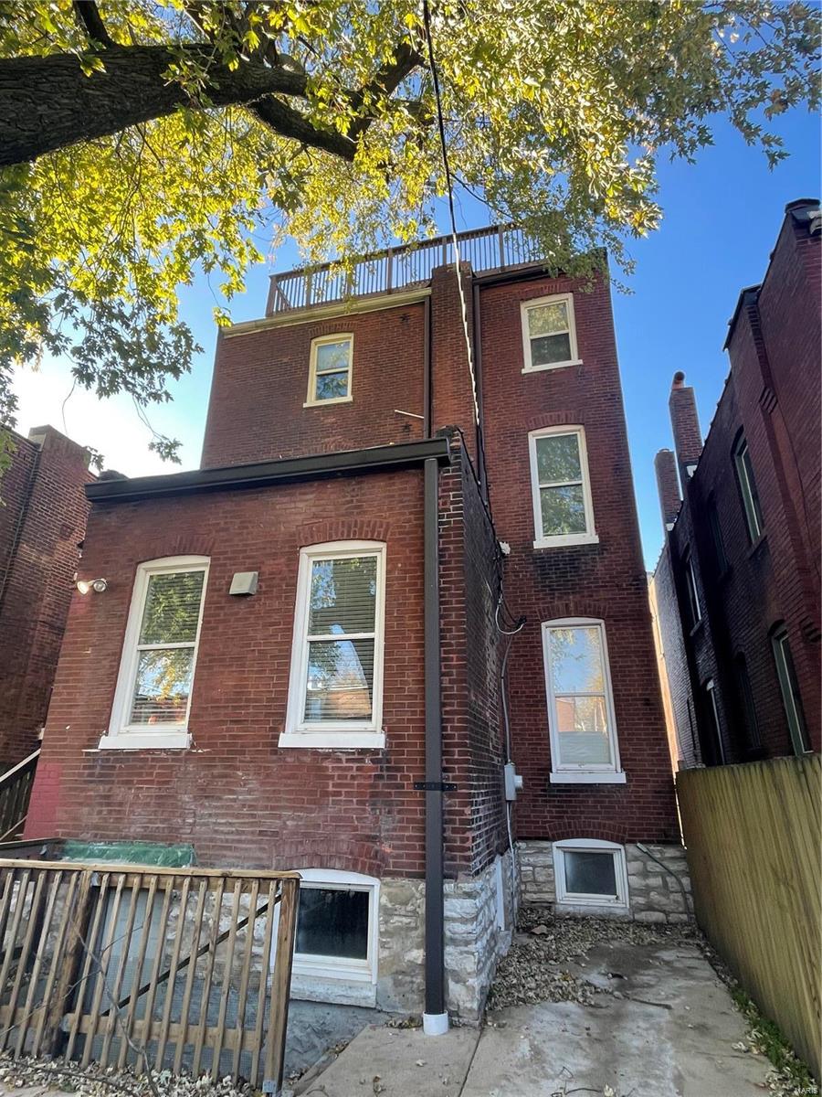 St Louis Commons Add - Residential