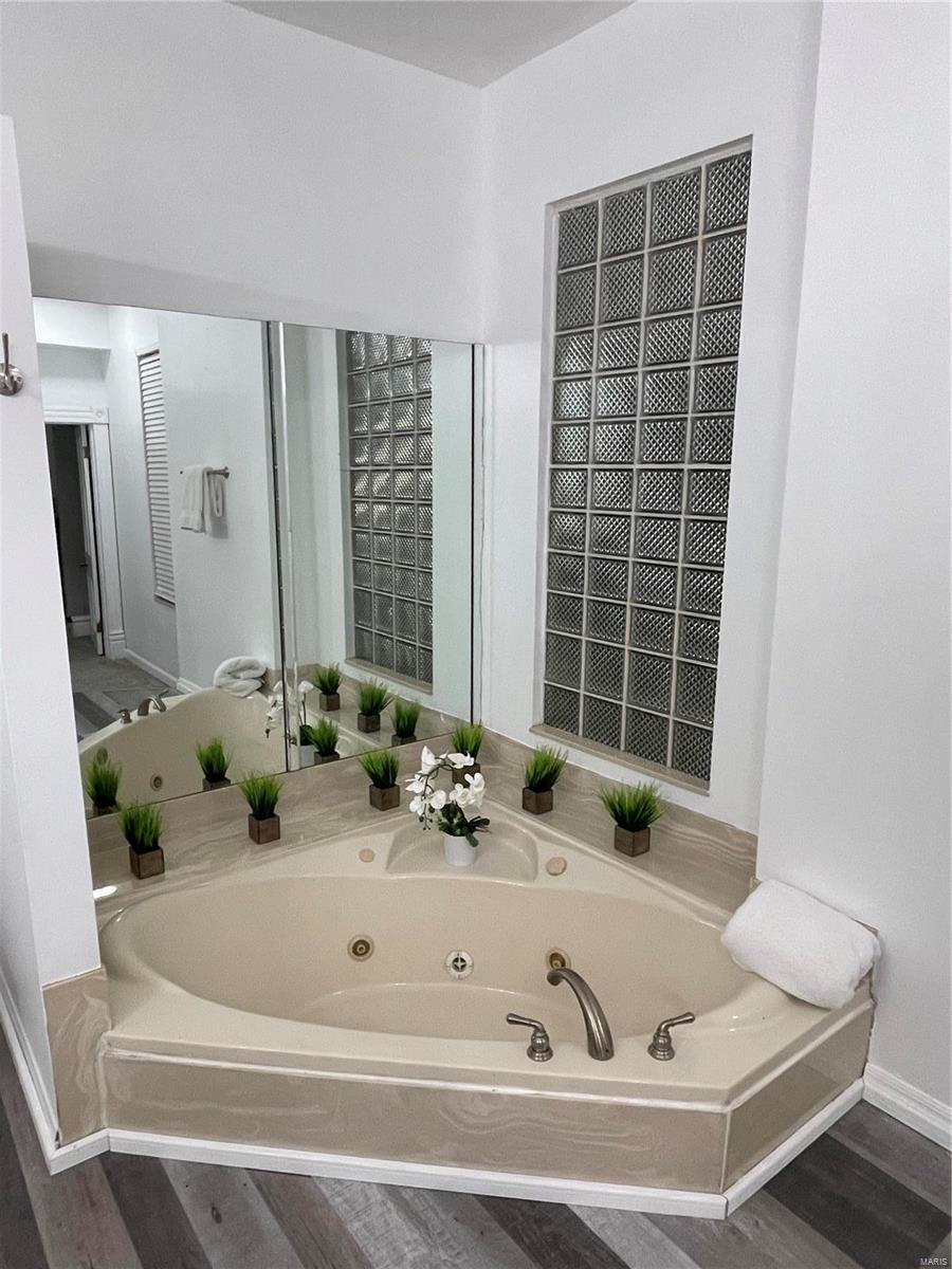 St Louis Commons Add - Residential