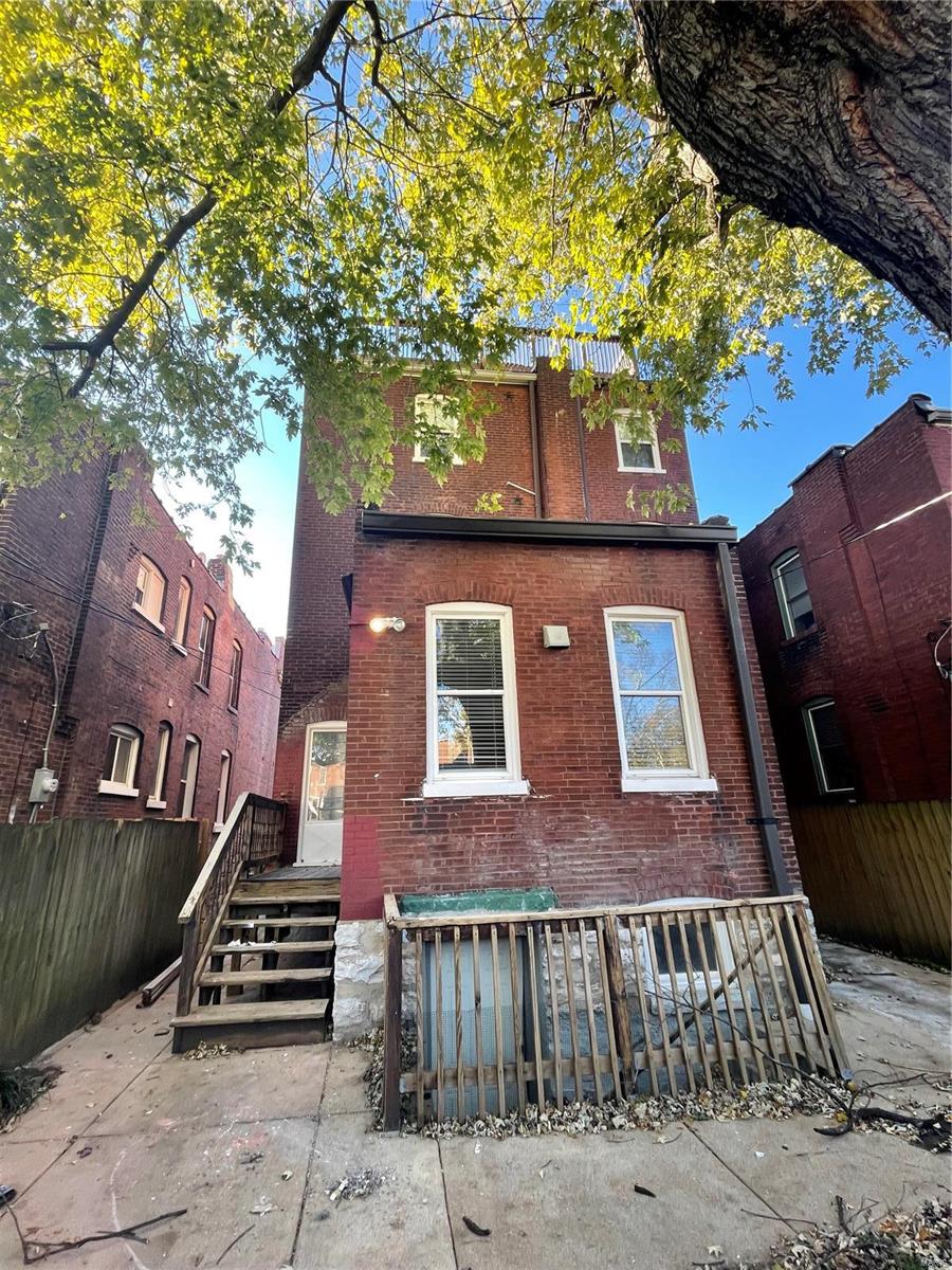 St Louis Commons Add - Residential