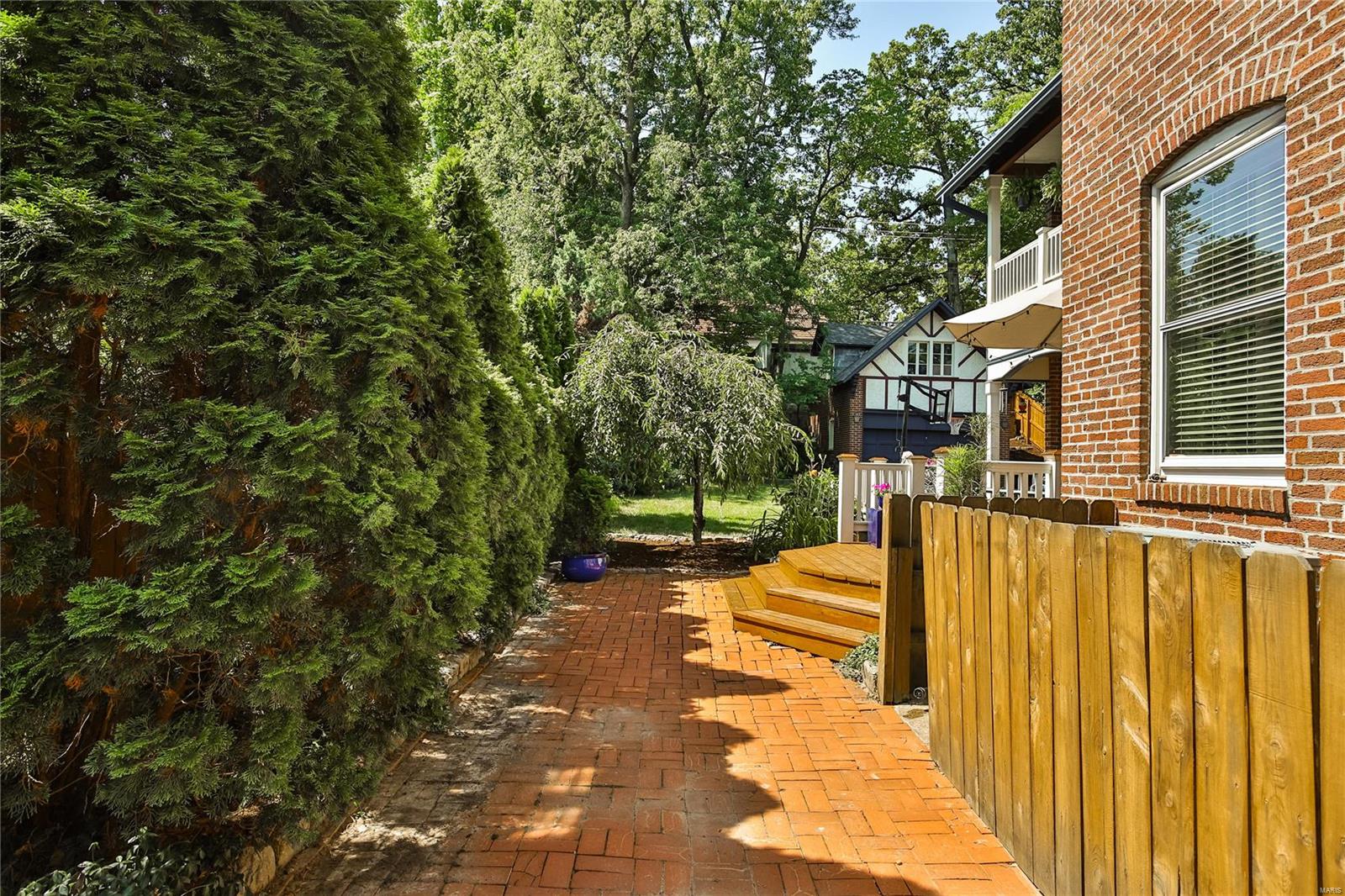 Maryland Terrace - Residential