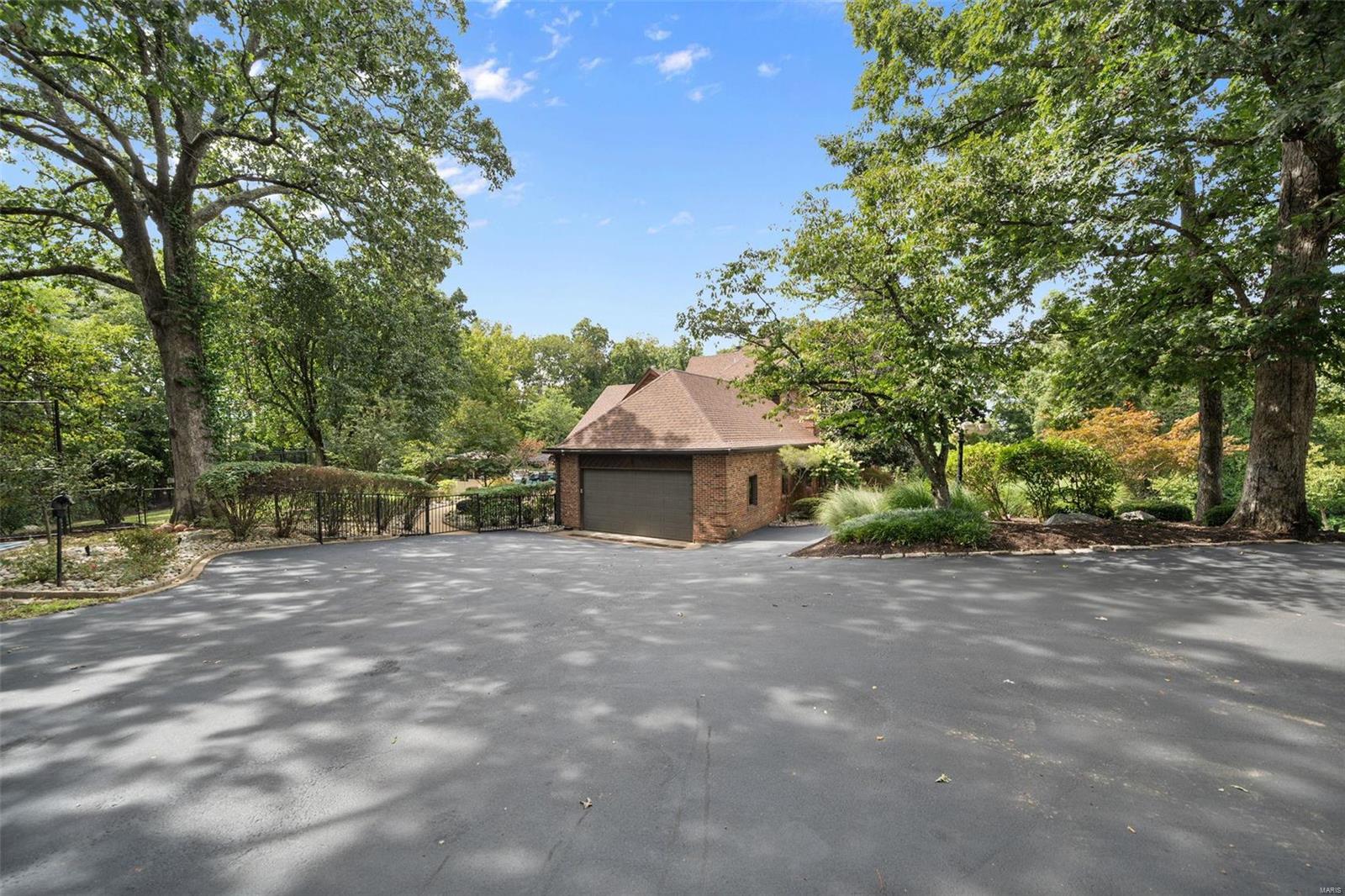 White Oak Forest - Residential