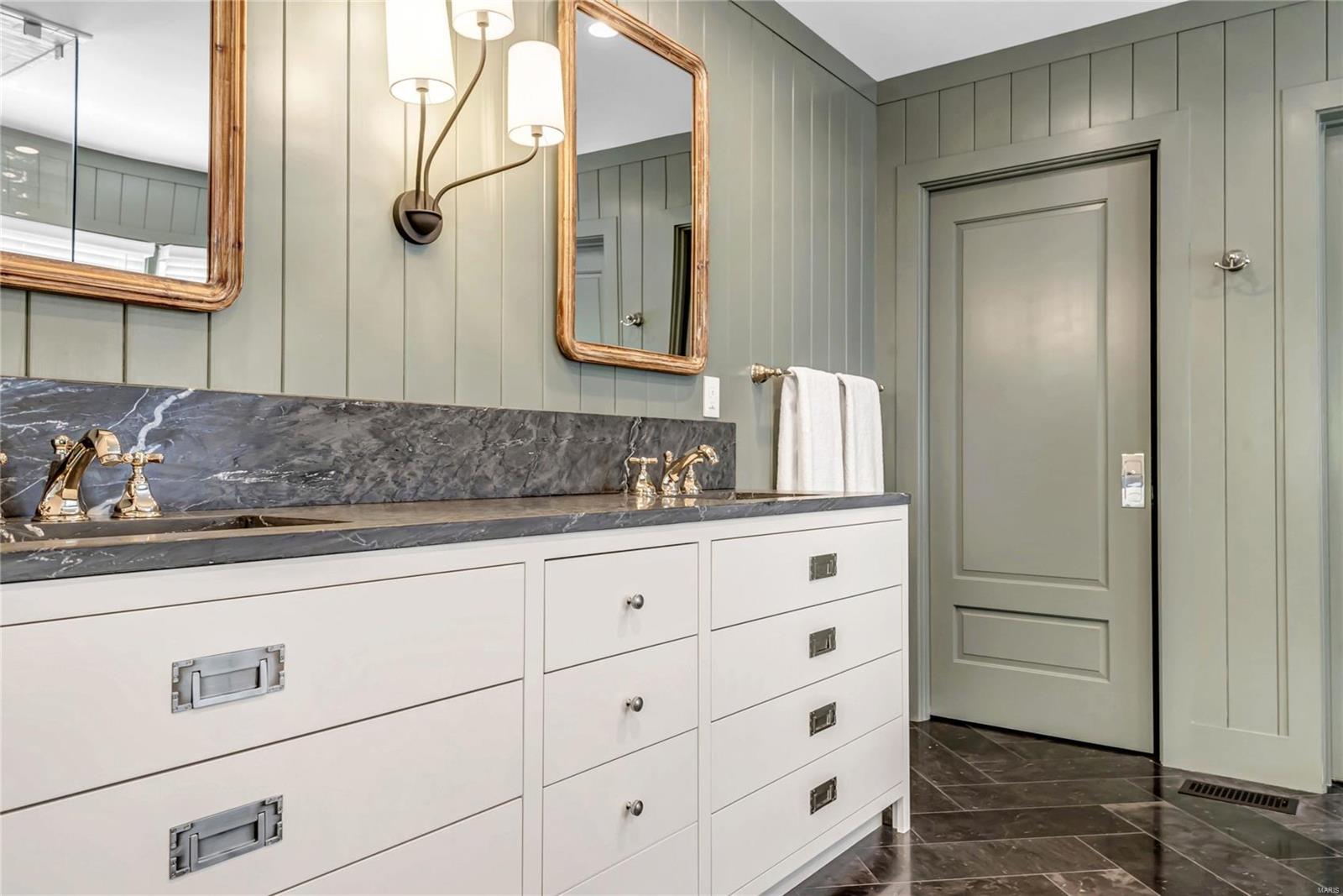 Oakleigh - Residential