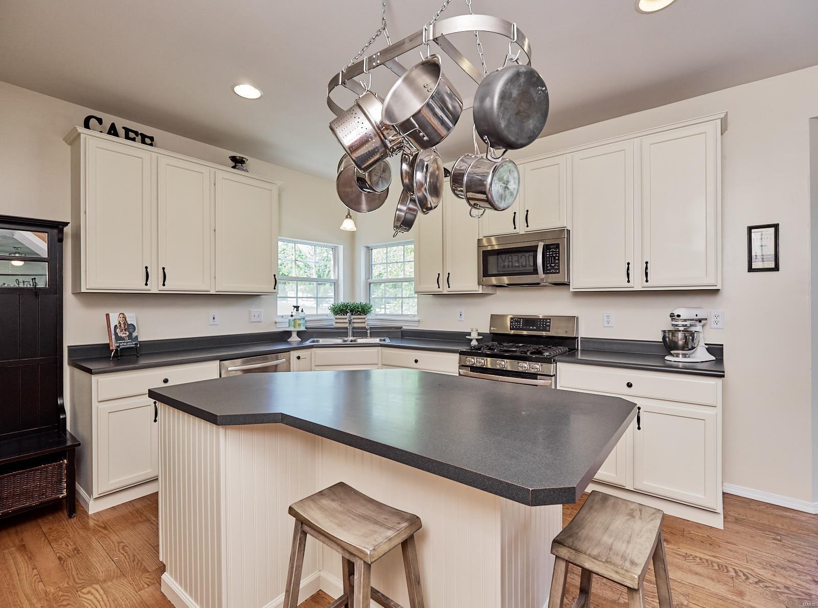 Hawthorne Village Winghaven - Residential