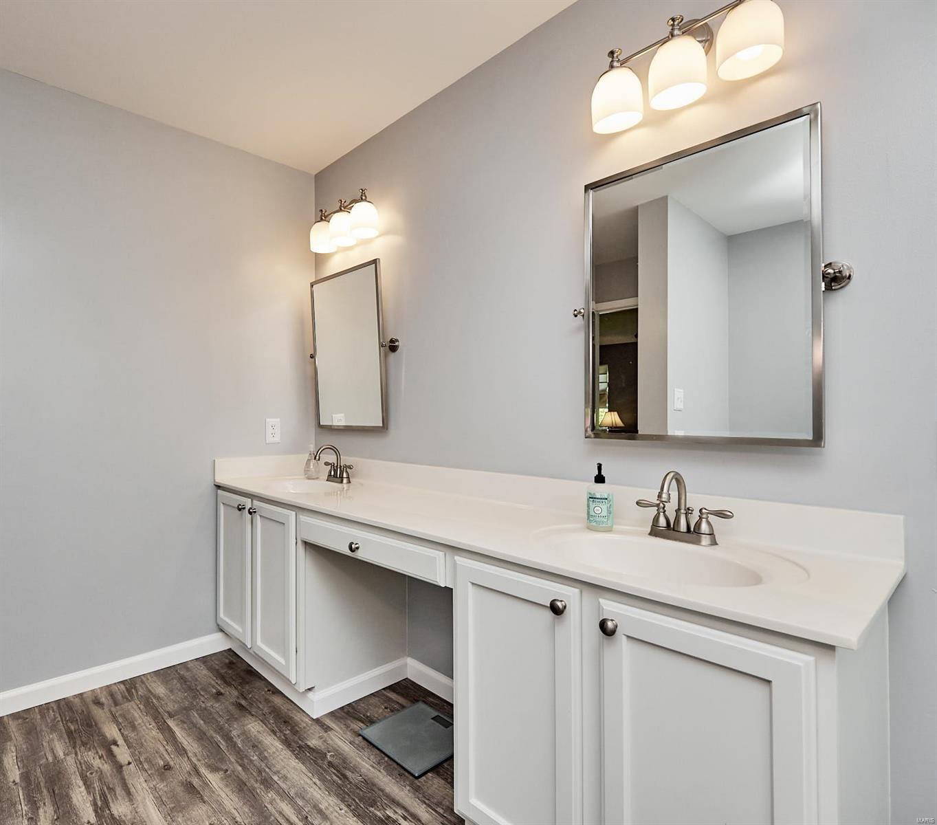 Hawthorne Village Winghaven - Residential