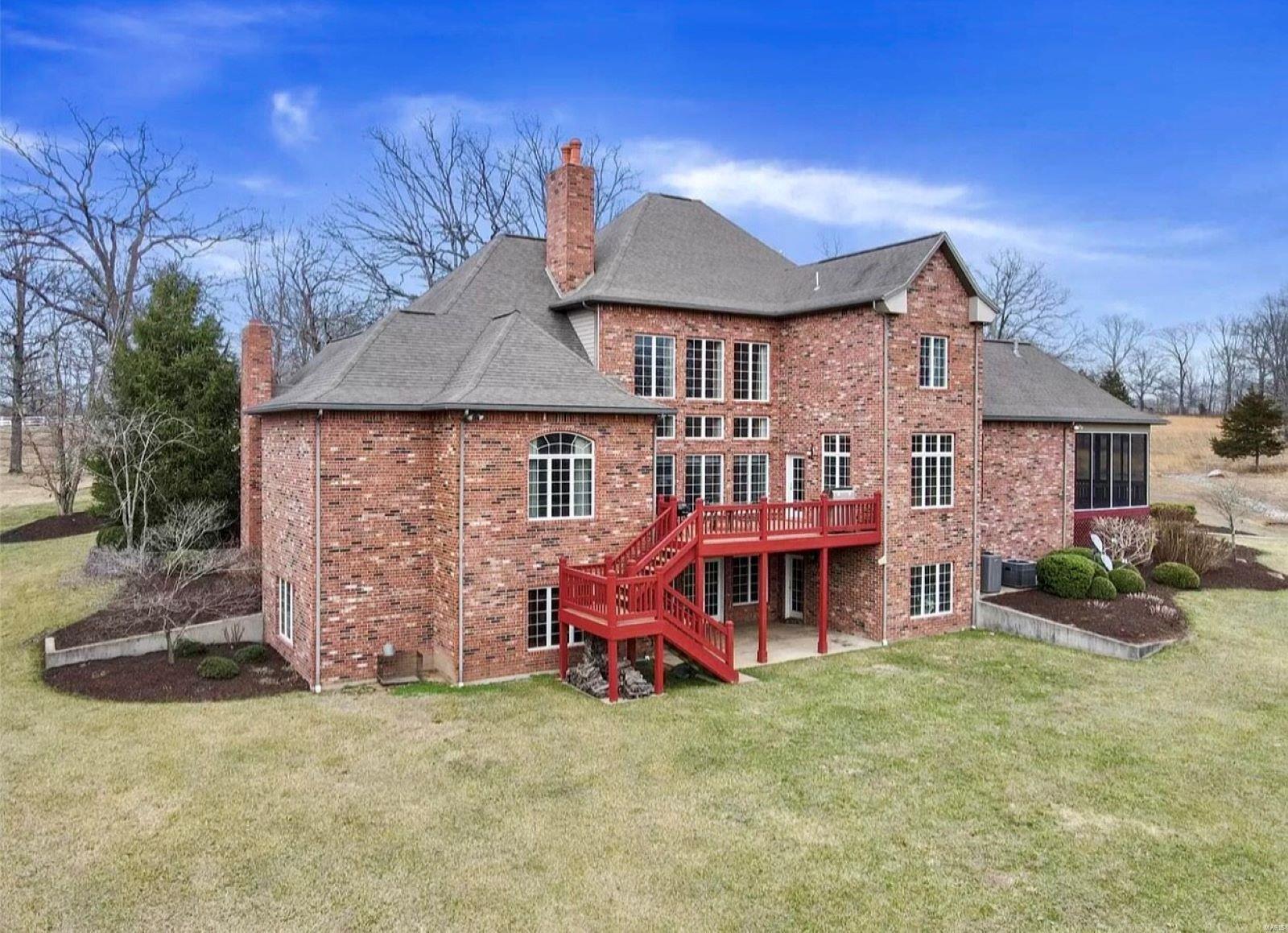 2535 S Highway 19