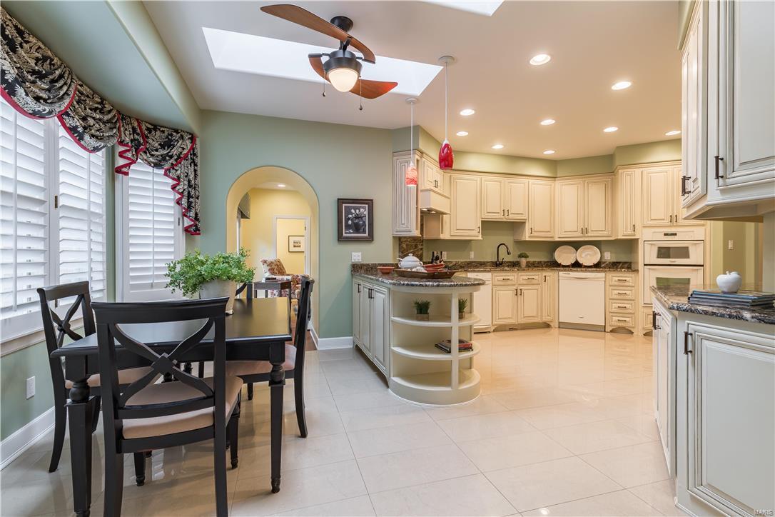 Willows Condo The - Residential