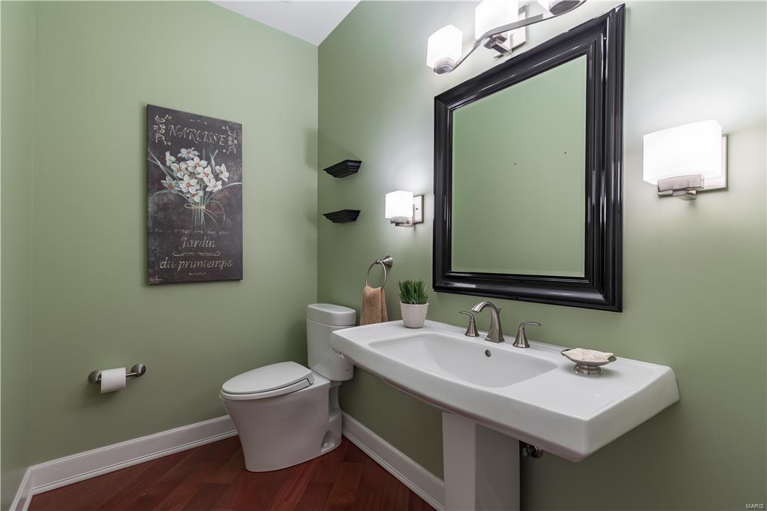 Willows Condo The - Residential