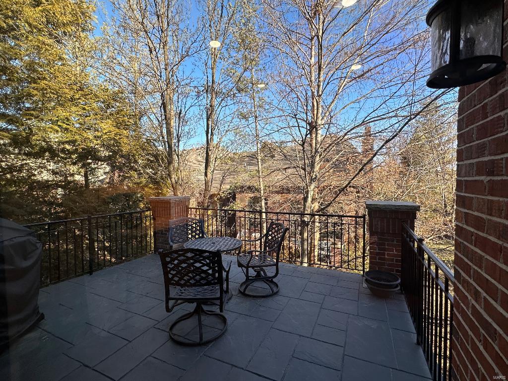 August Hill On Conway One - Residential