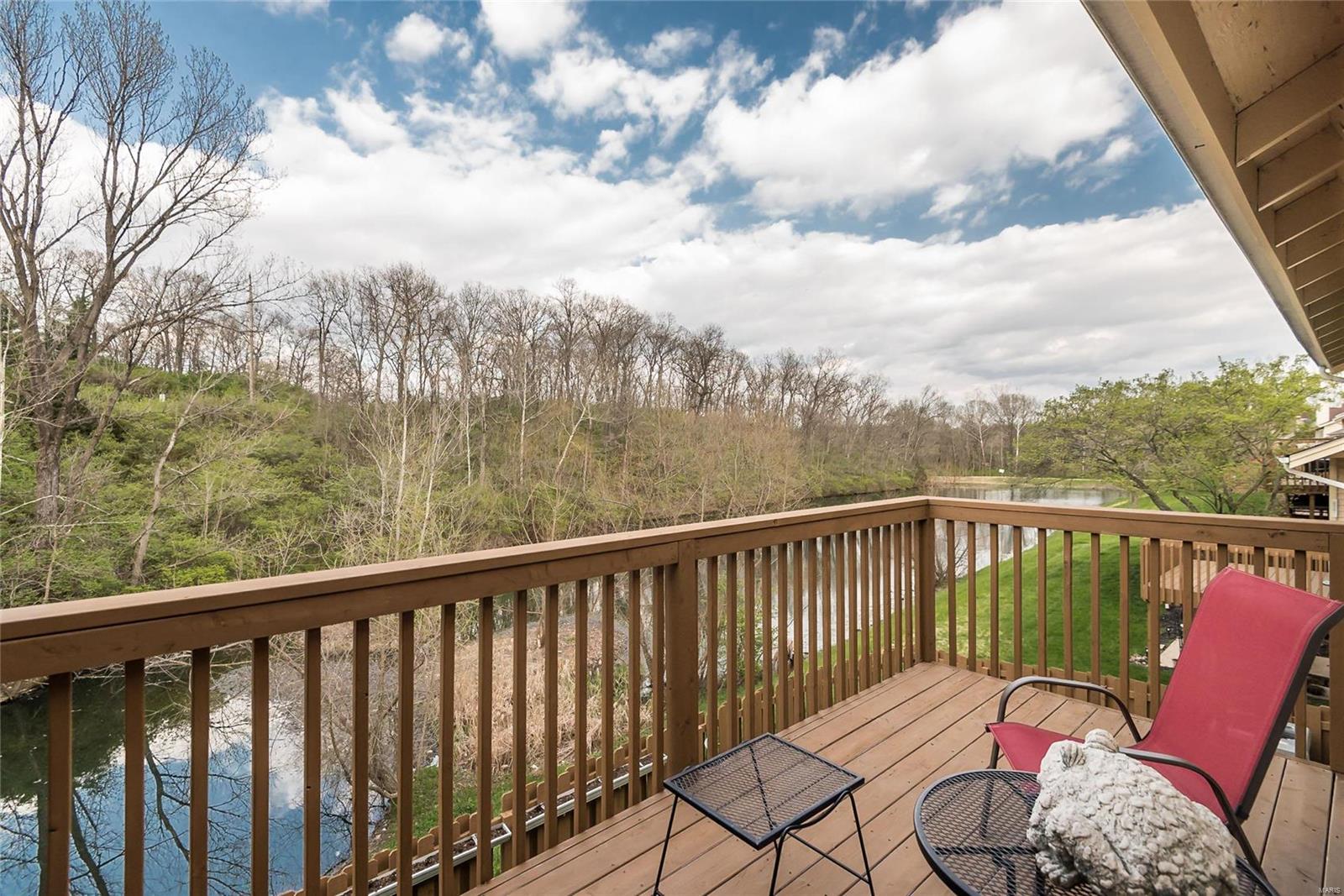 Treetop Condo - Residential