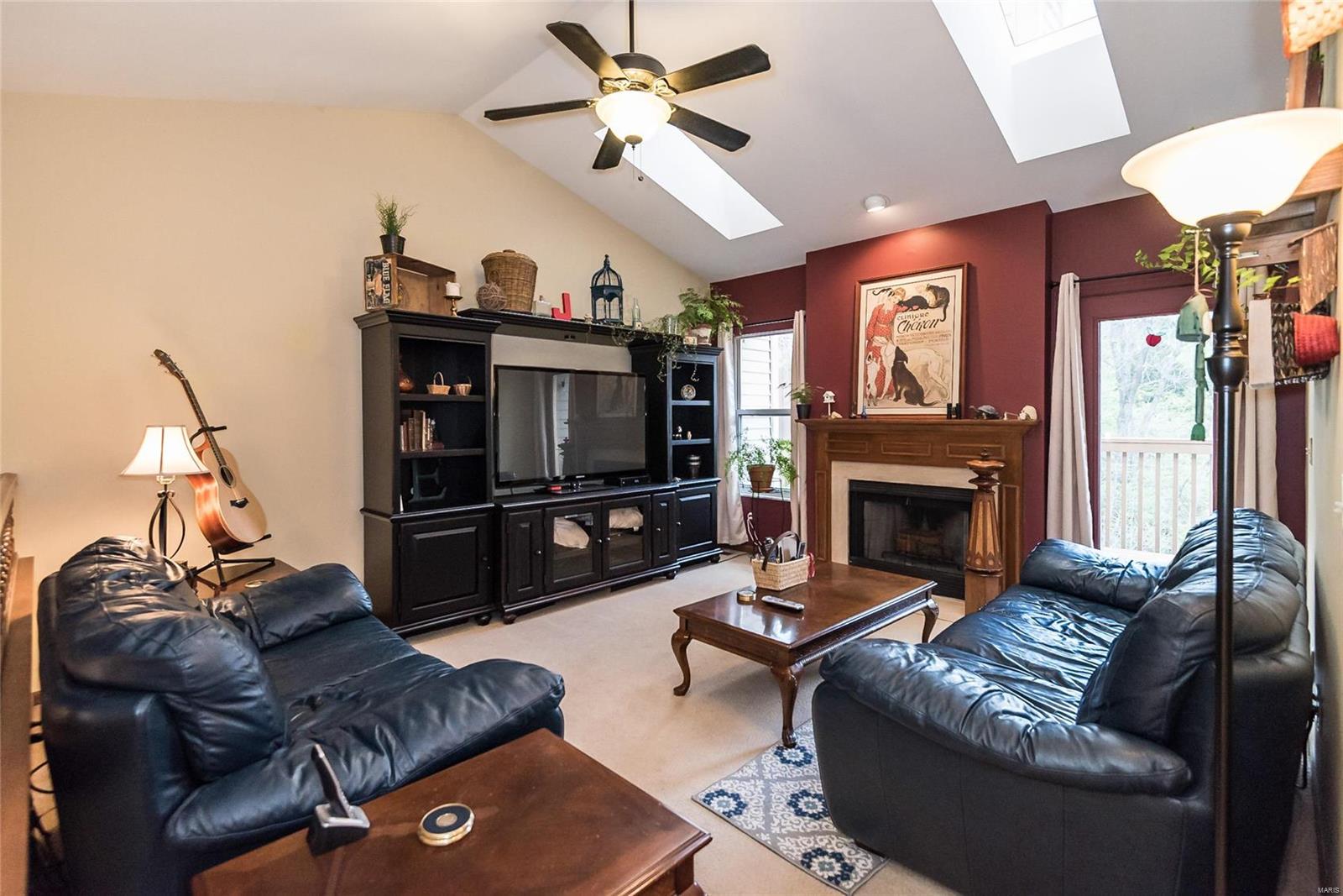 Treetop Condo - Residential