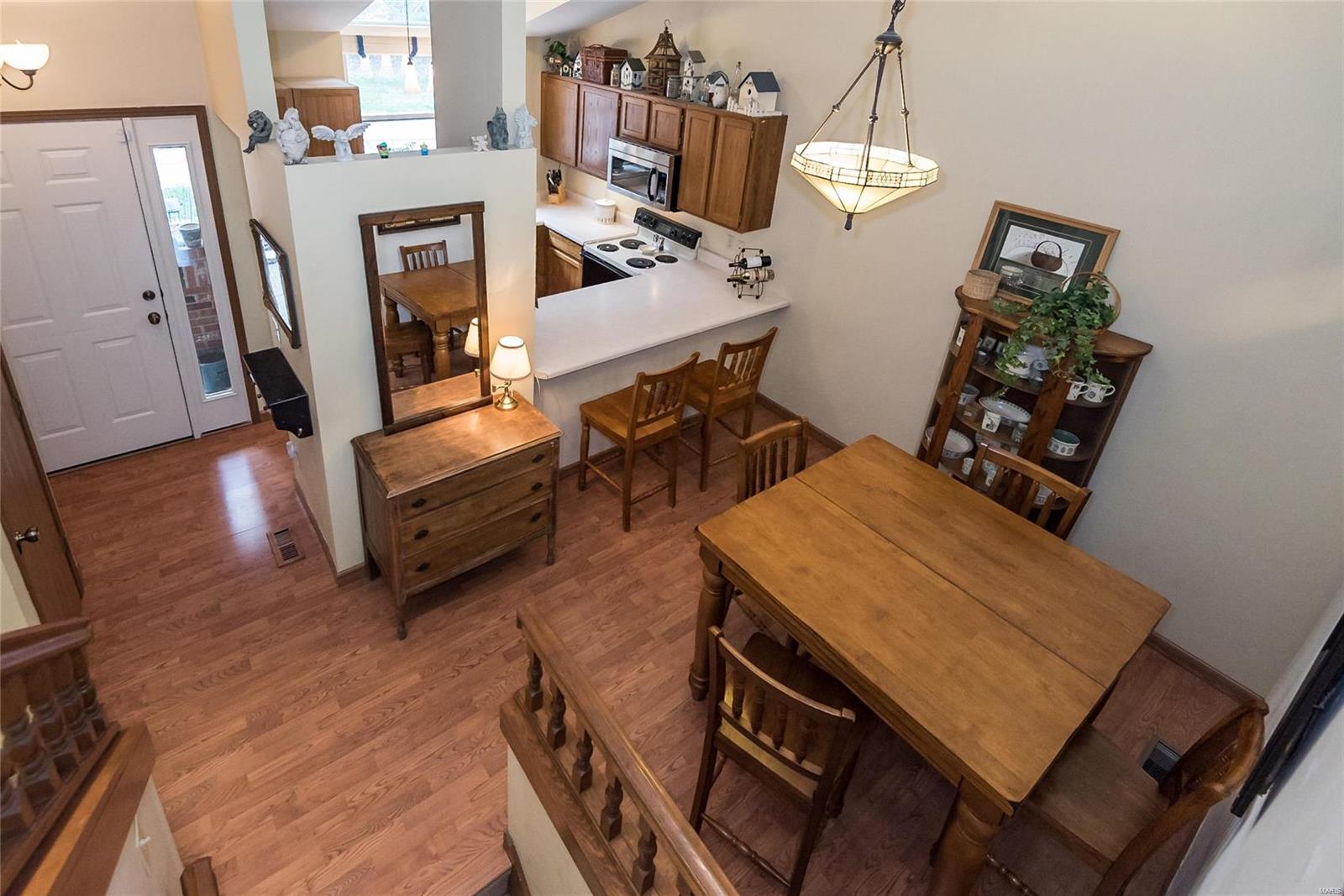 Treetop Condo - Residential