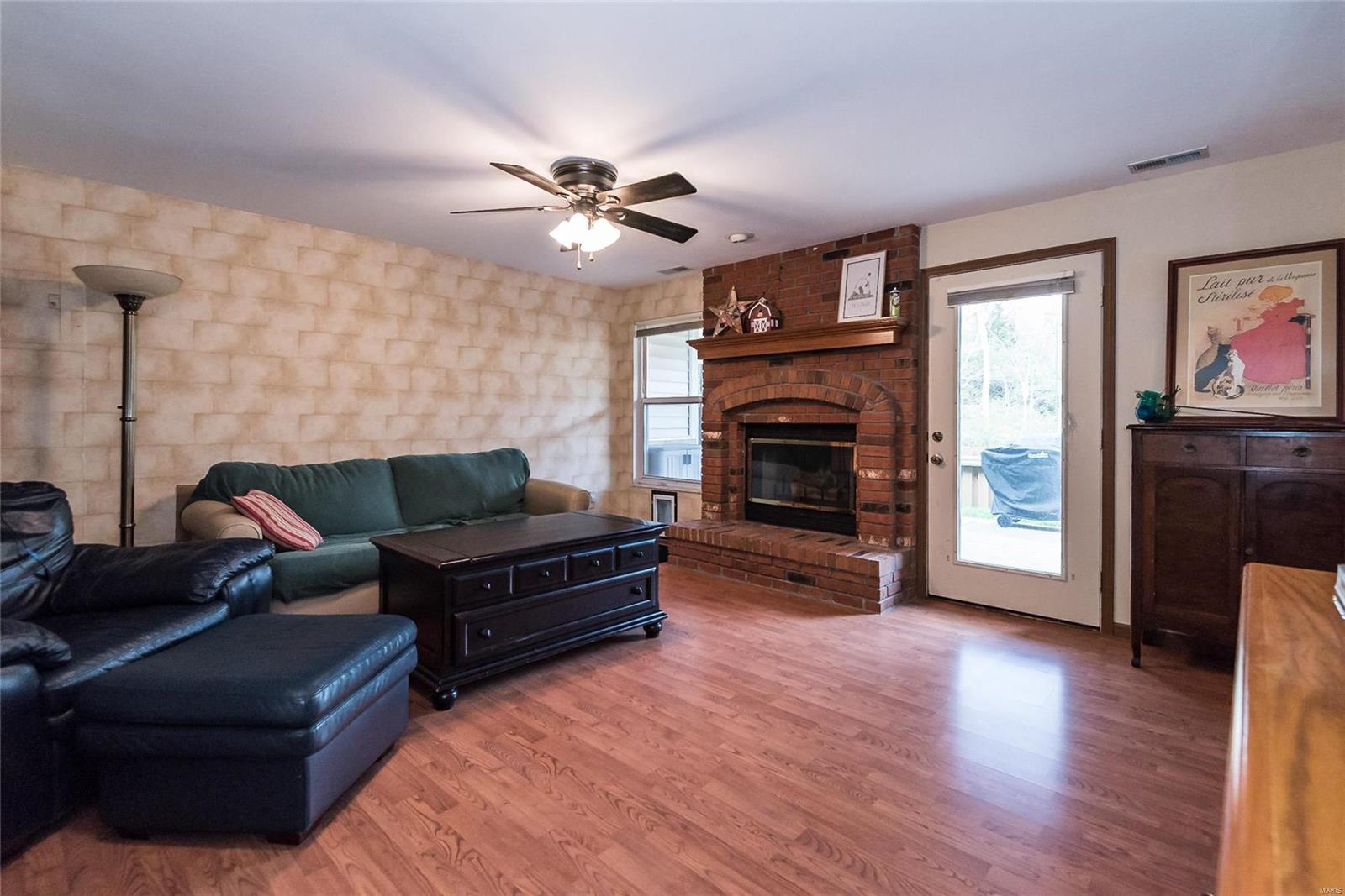 Treetop Condo - Residential