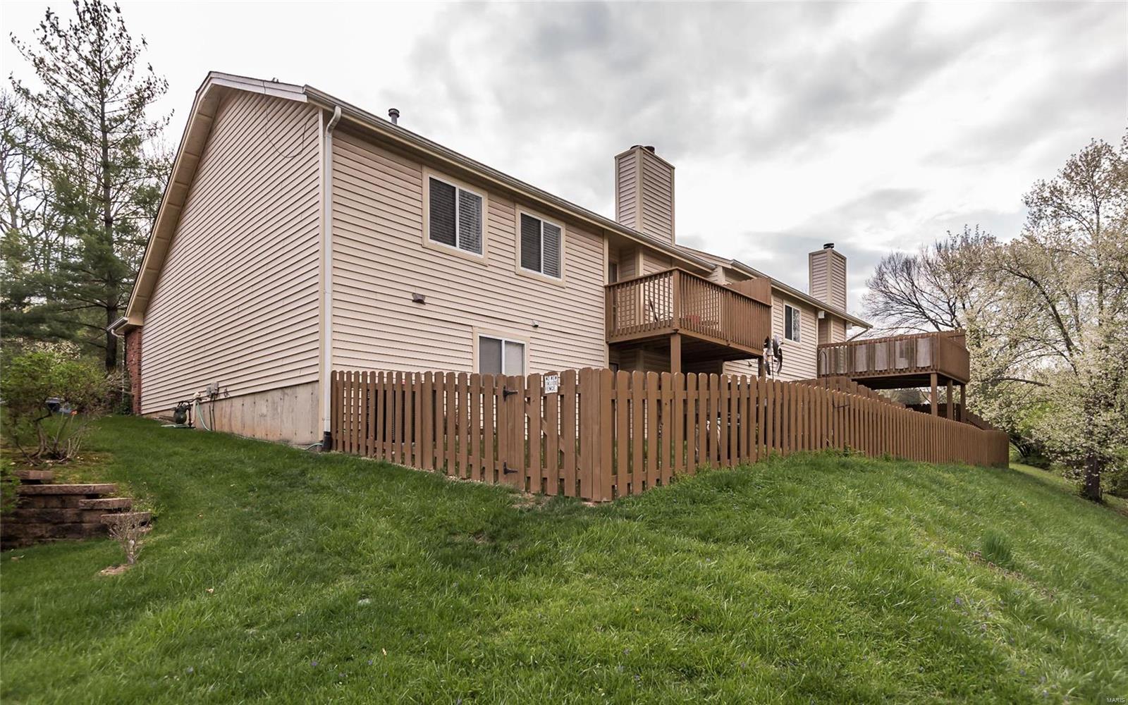 Treetop Condo - Residential