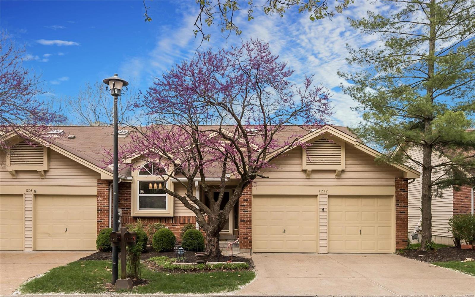 Treetop Condo - Residential