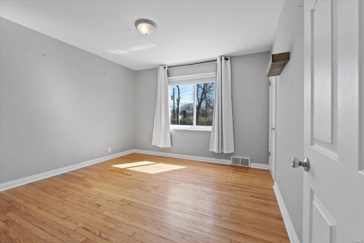 St Louis, Missouri 63119, United States, 3 Bedrooms Bedrooms, ,1 BathroomBathrooms,Residential,Active,94511