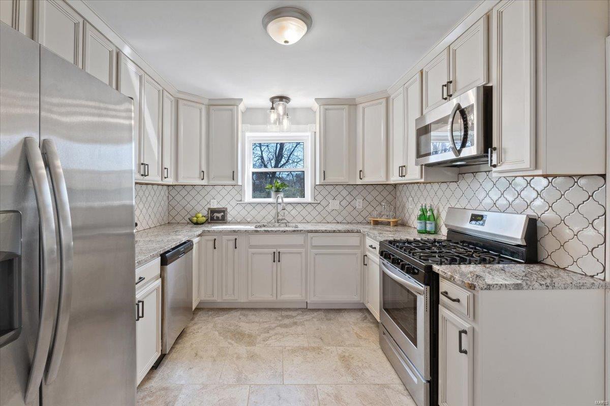 St Louis, Missouri 63119, United States, 3 Bedrooms Bedrooms, ,1 BathroomBathrooms,Residential,Active,94511