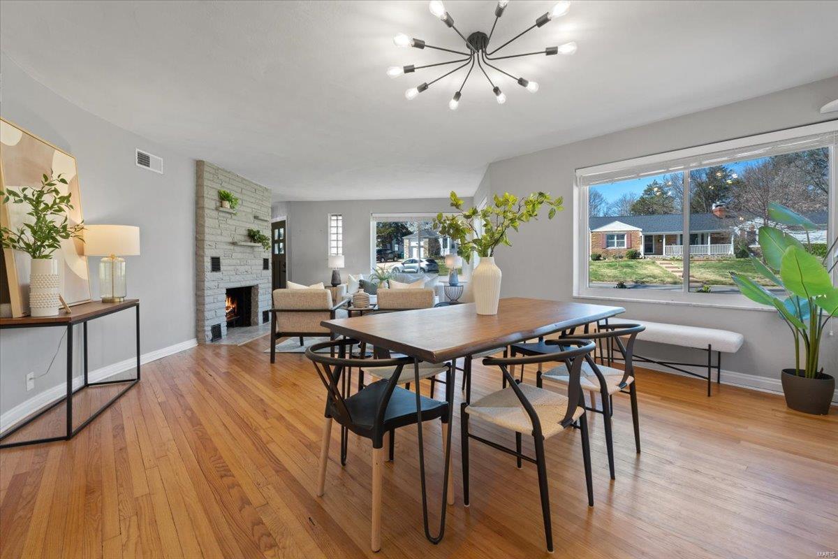 St Louis, Missouri 63119, United States, 3 Bedrooms Bedrooms, ,1 BathroomBathrooms,Residential,Active,94511