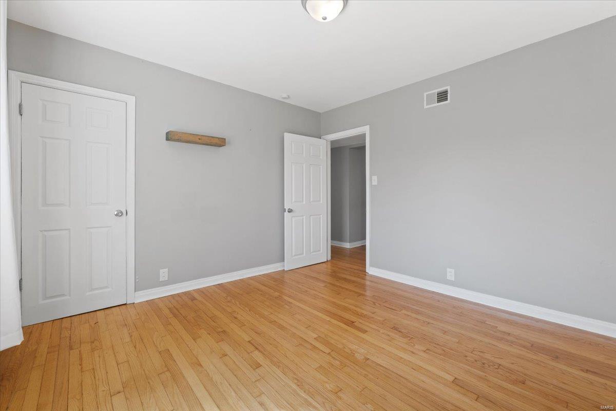 St Louis, Missouri 63119, United States, 3 Bedrooms Bedrooms, ,1 BathroomBathrooms,Residential,Active,94511