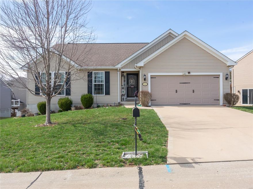 4 bed, 3 bath ranch home at 10 years young located on a quiet cul-de-sac in the sought after Castle Heights subdivision. Offering over 2,000 square feet of living space, there is plenty of room for the whole family! As you enter through the foyer you will find an open great rm w/vaulted ceiling, impressive freestanding wood stove, wood flooring and neutral paint tones. The Kitchen is furnished with newer granite, an oversized island & stainless steel appliances. The breakfast room provides a great view of the fenced backyard with access to the covered patio. The main floor master suite includes a walk-in closet & luxury bath with a linen closet and shower. 2 additional bedrooms, full bath and laundry room complete the main floor. An open staircase leads to the professionally custom finished lower level featuring a 4th bedroom, a full bath, and a spacious storage room.