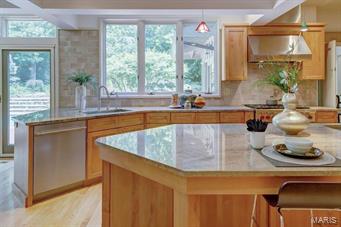 Von Schrader Estate - Residential