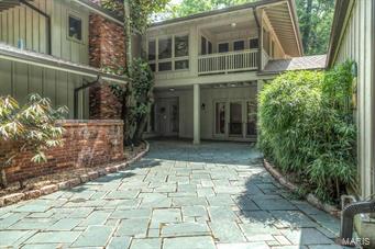 Von Schrader Estate - Residential