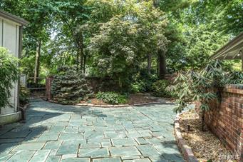 Von Schrader Estate - Residential