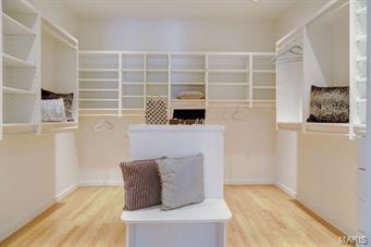 Von Schrader Estate - Residential