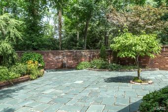 Von Schrader Estate - Residential