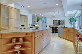 Von Schrader Estate - Residential