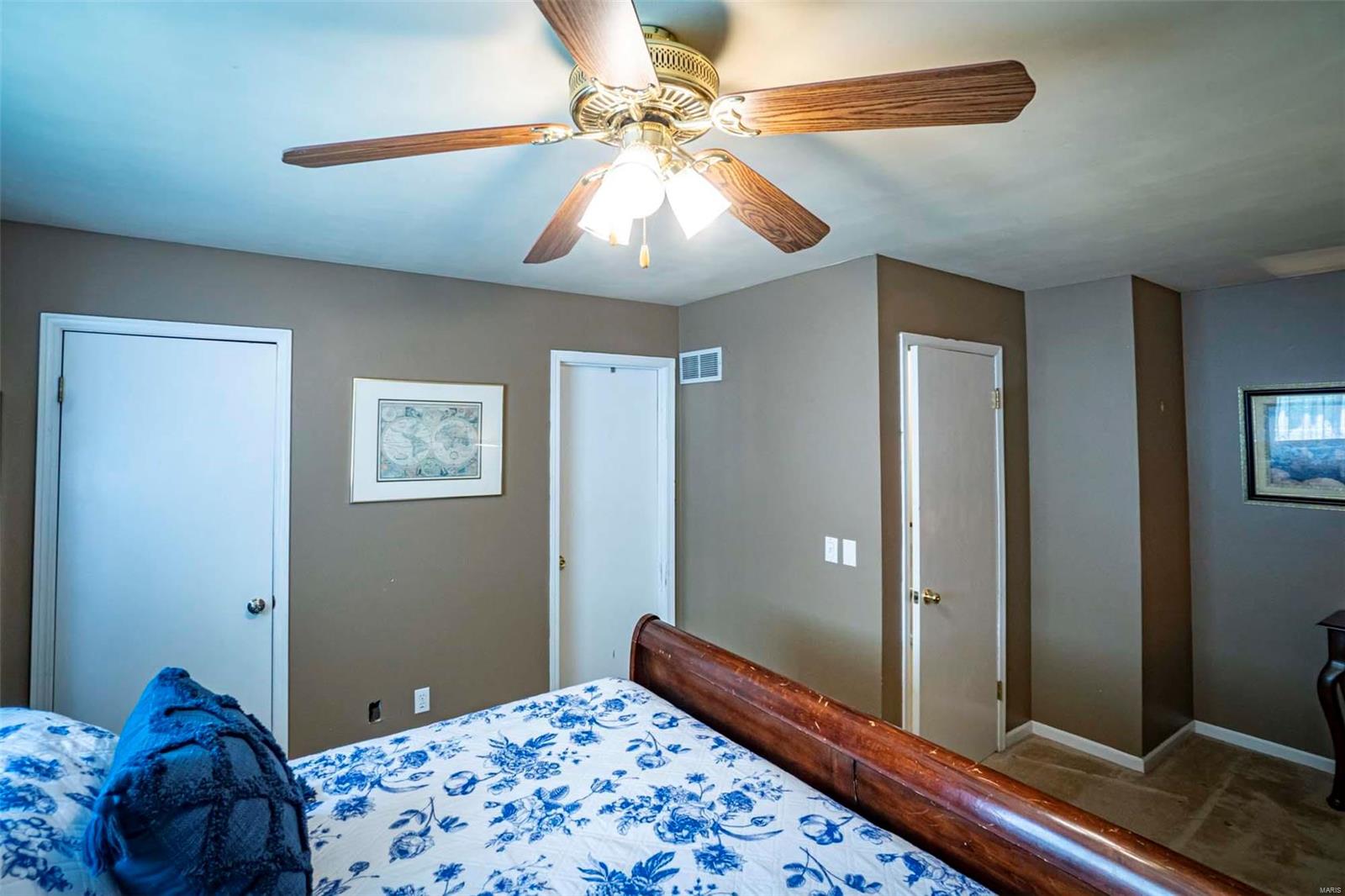 Woodlake Village Condos - Residential