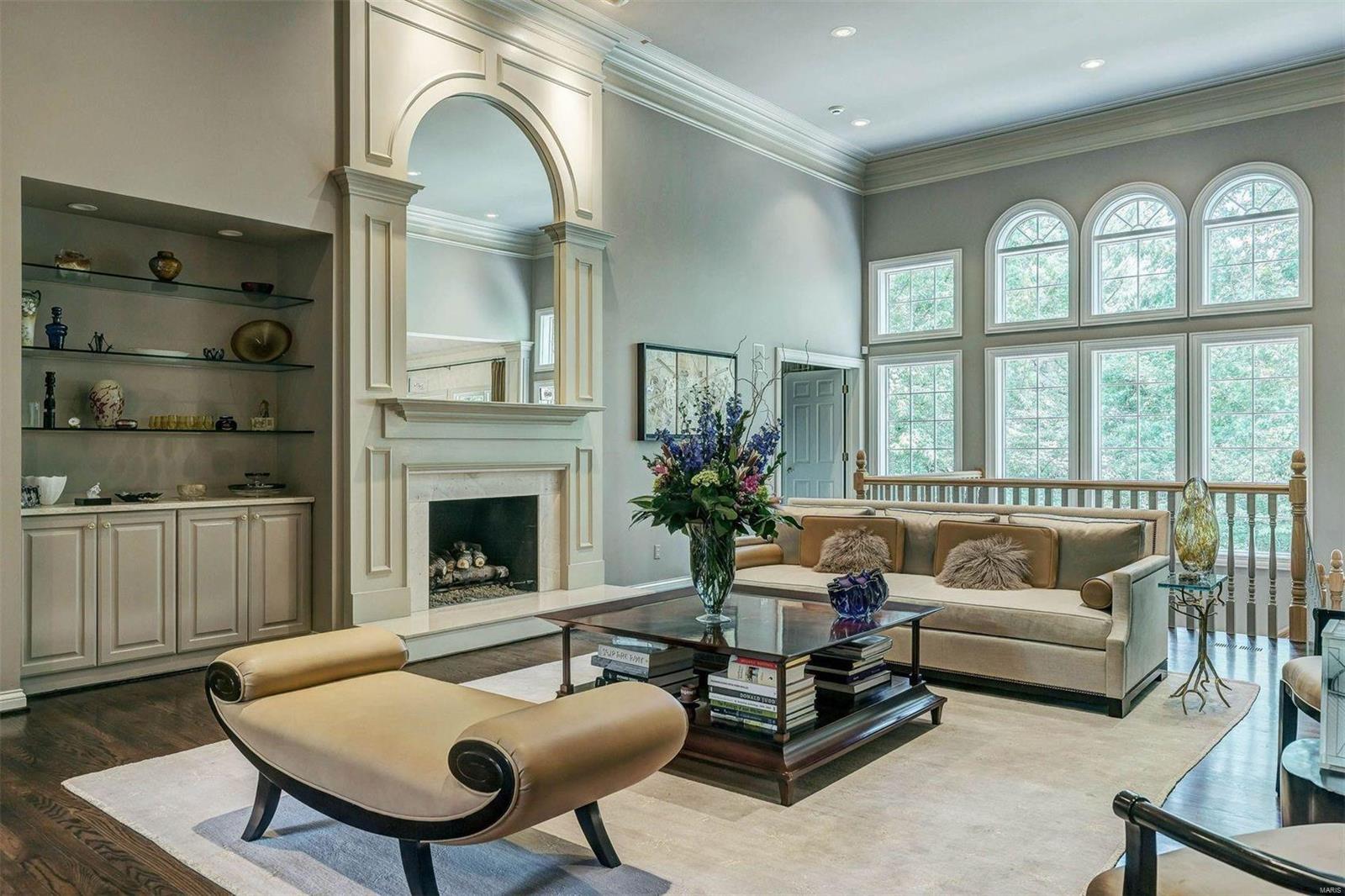 Ladue Woods Estates - Residential