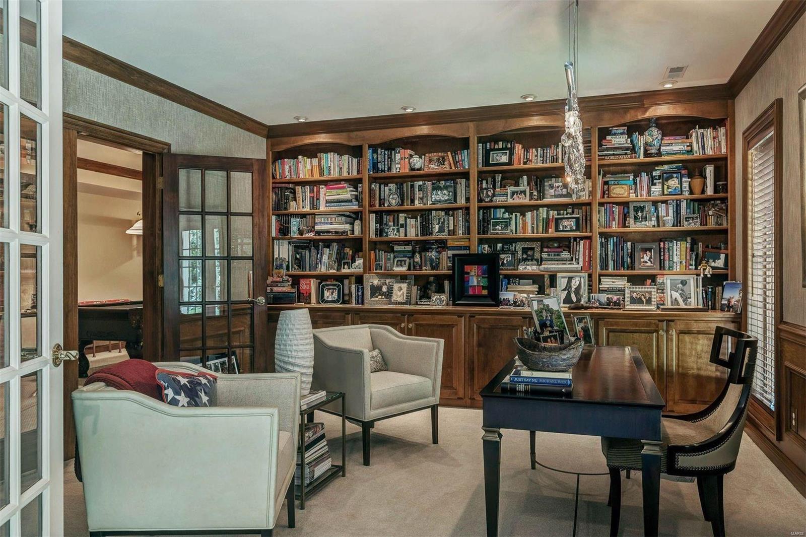 Ladue Woods Estates - Residential