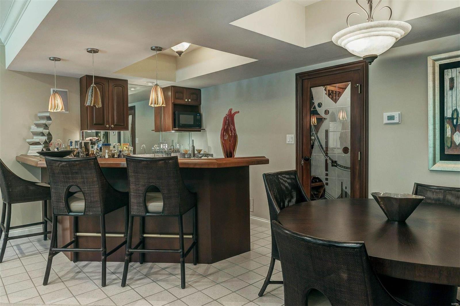 Ladue Woods Estates - Residential