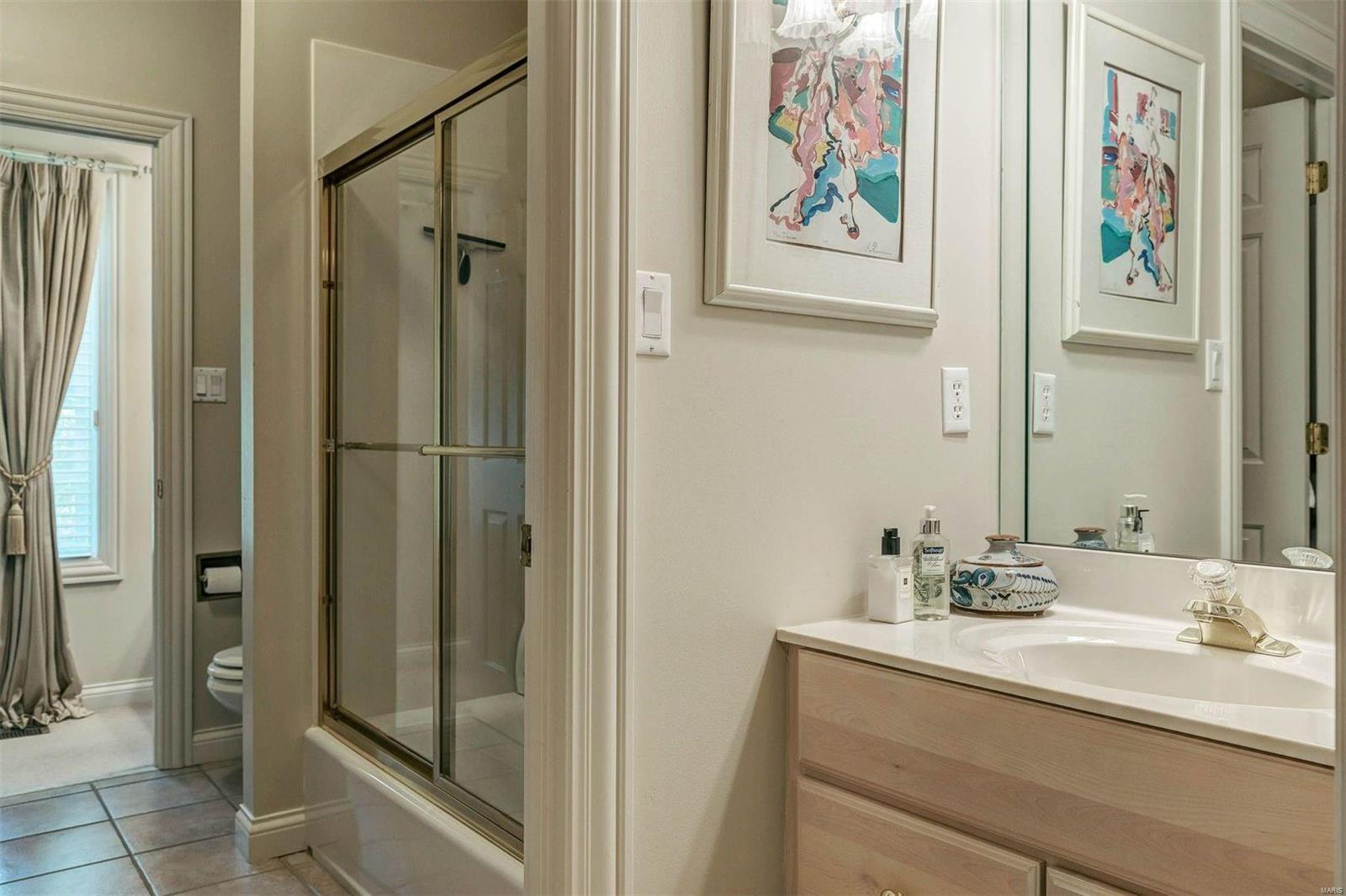 Ladue Woods Estates - Residential