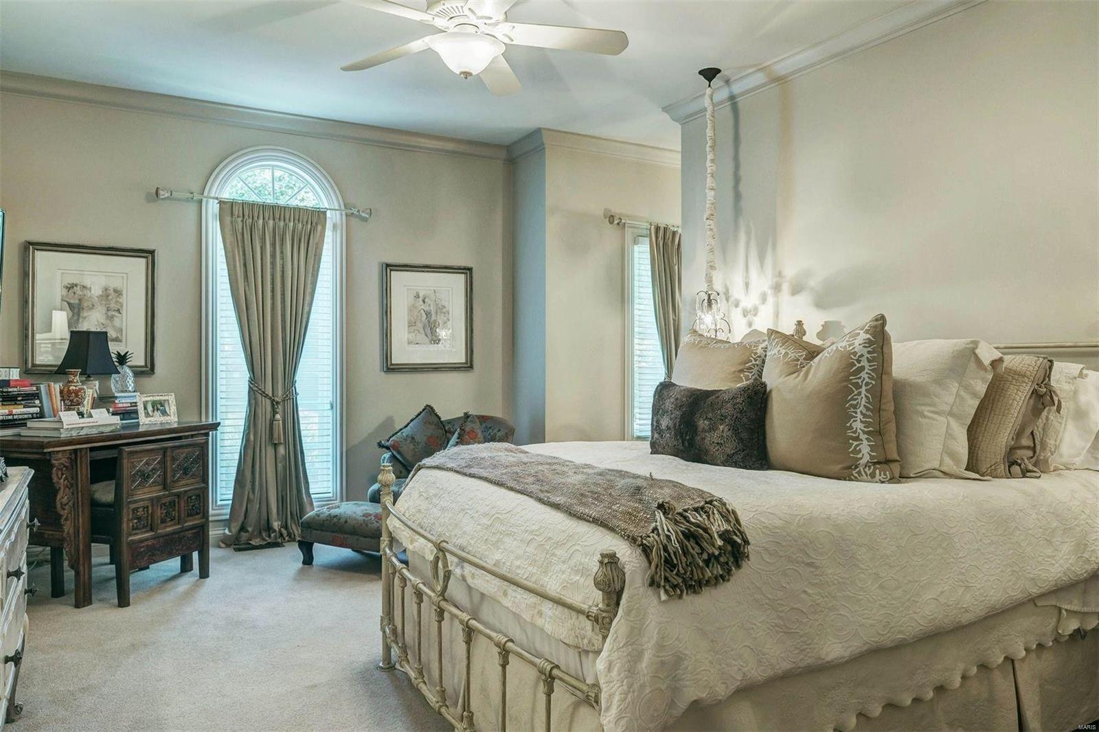 Ladue Woods Estates - Residential