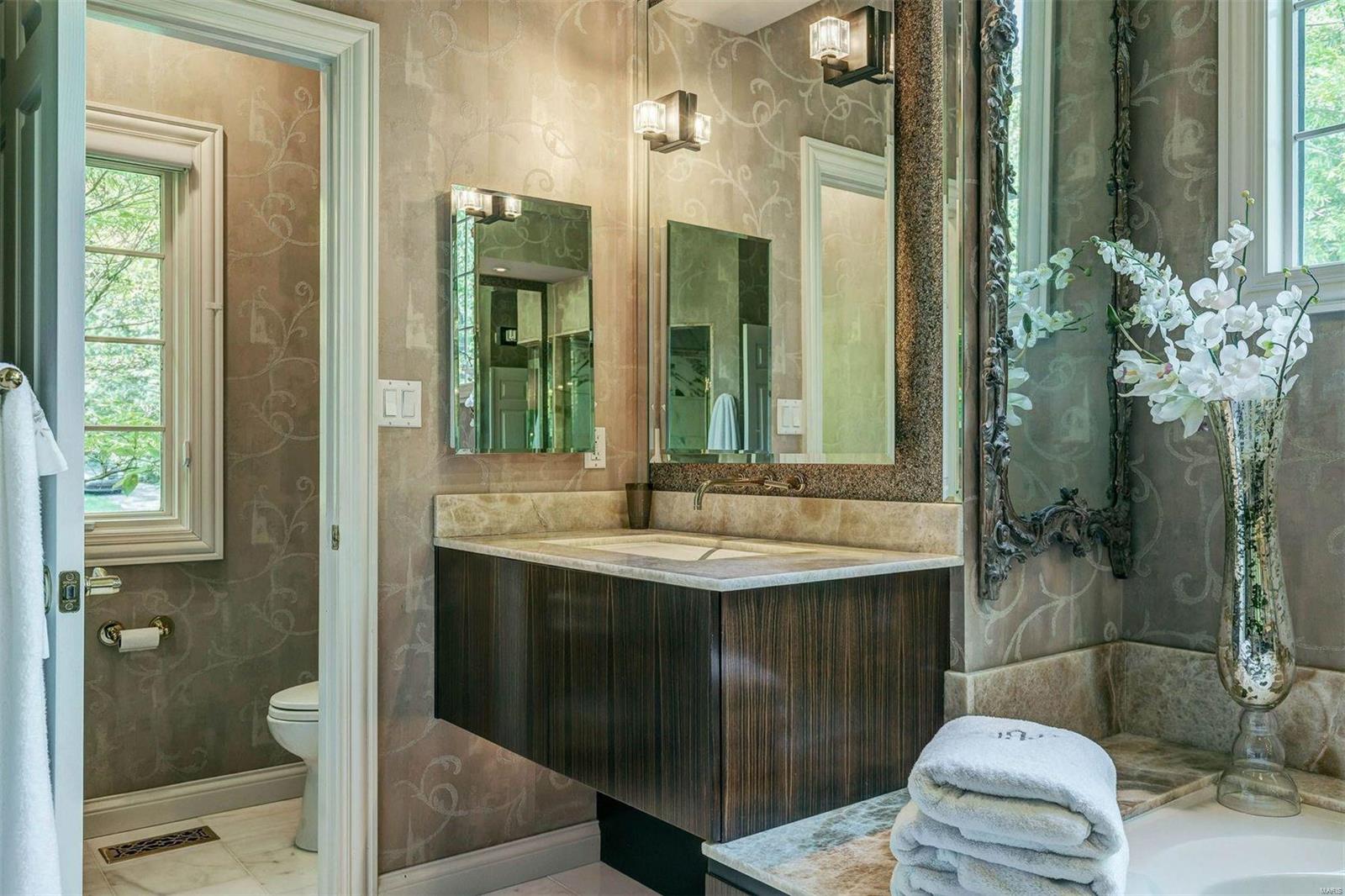 Ladue Woods Estates - Residential