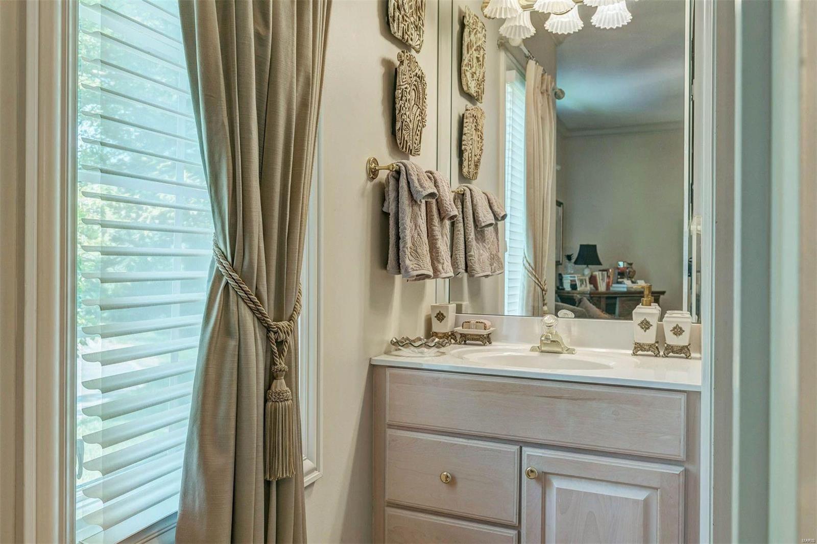 Ladue Woods Estates - Residential