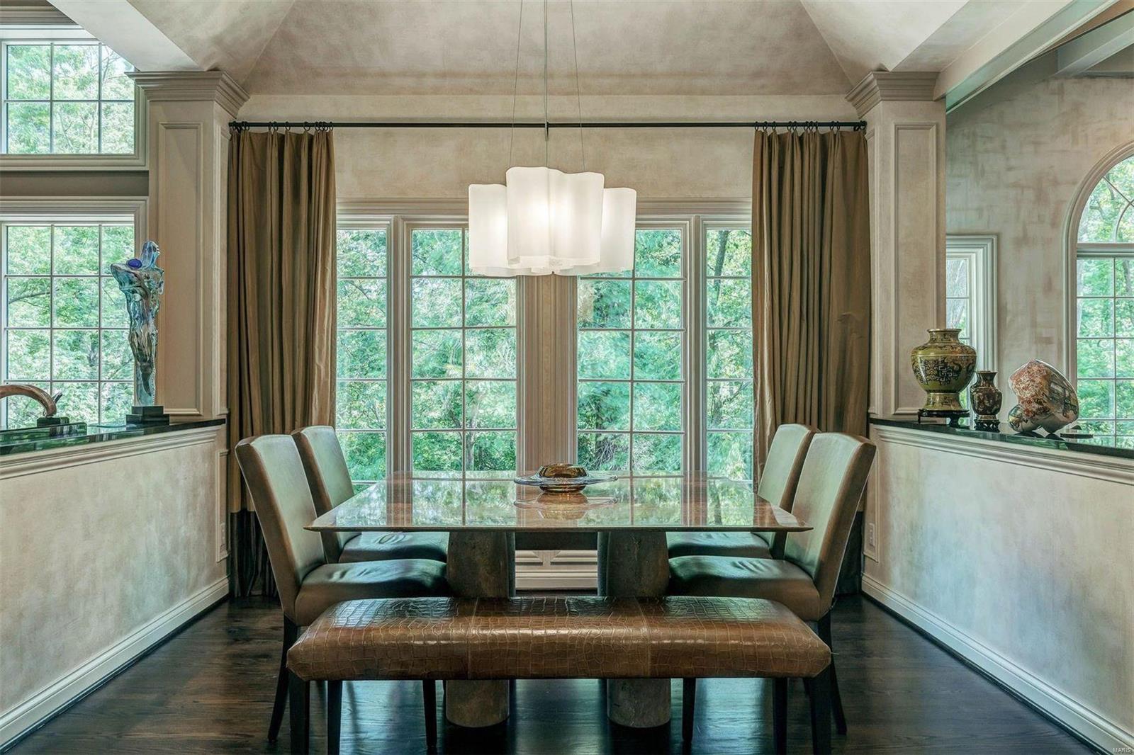 Ladue Woods Estates - Residential