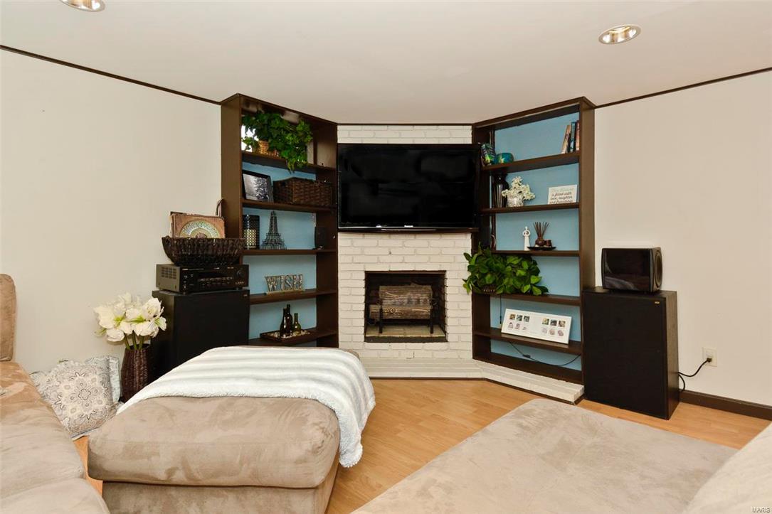 Shackleford Court 2 - Residential