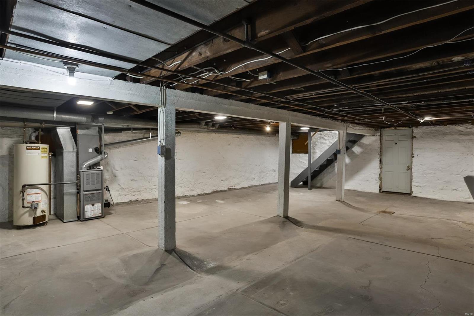 St Louis, Missouri 63116, United States, 2 Bedrooms Bedrooms, ,1 BathroomBathrooms,Residential,Pending,12872