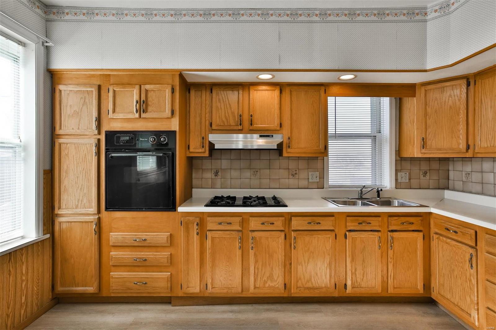 St Louis, Missouri 63116, United States, 2 Bedrooms Bedrooms, ,1 BathroomBathrooms,Residential,Pending,12872