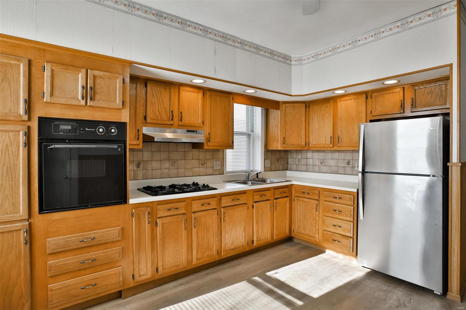 St Louis, Missouri 63116, United States, 2 Bedrooms Bedrooms, ,1 BathroomBathrooms,Residential,Pending,12872