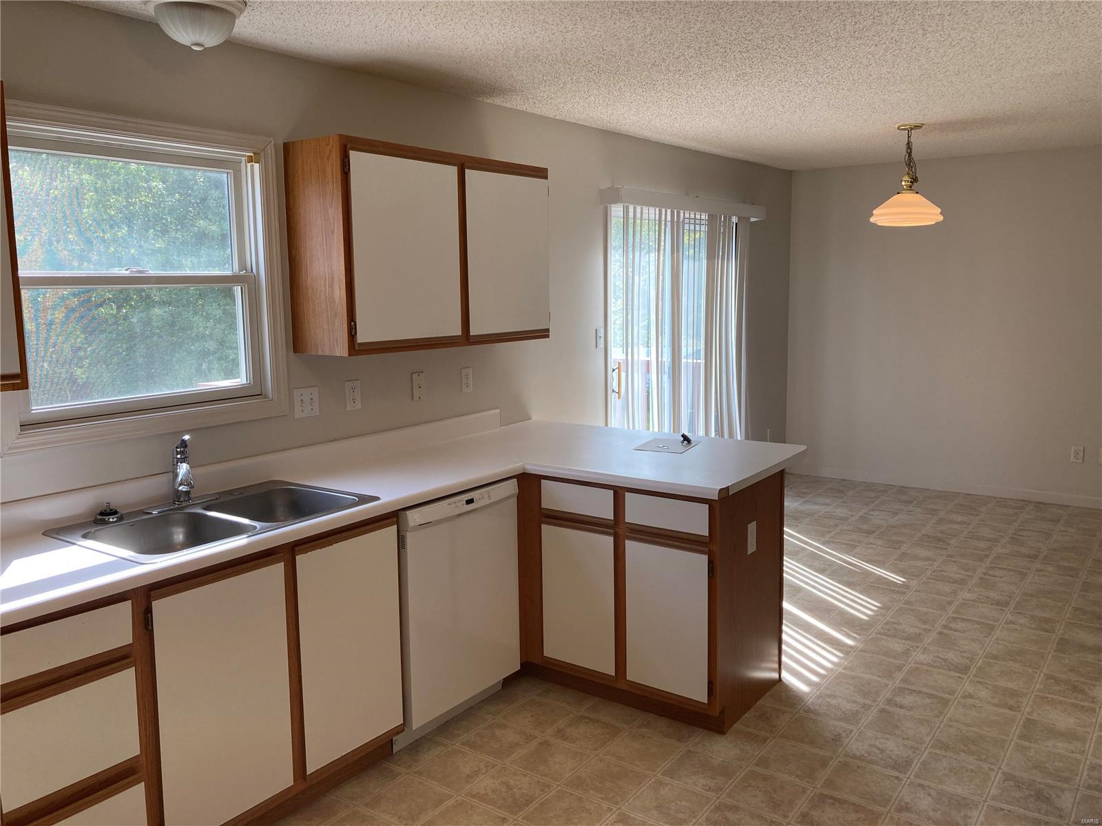 Stone Meadows - Residential Lease