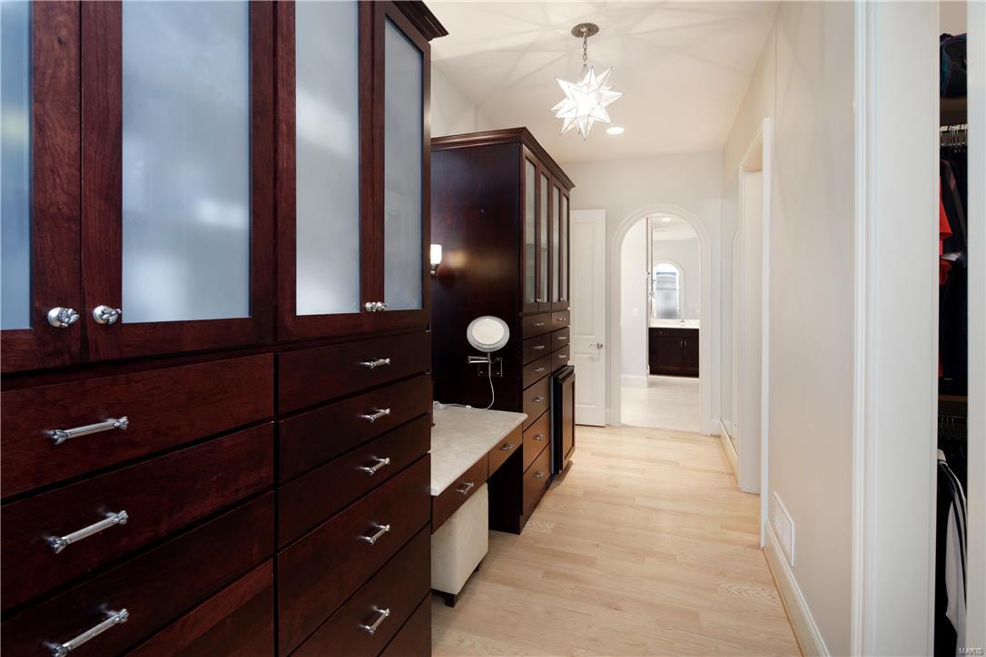 S Warson Road - Residential