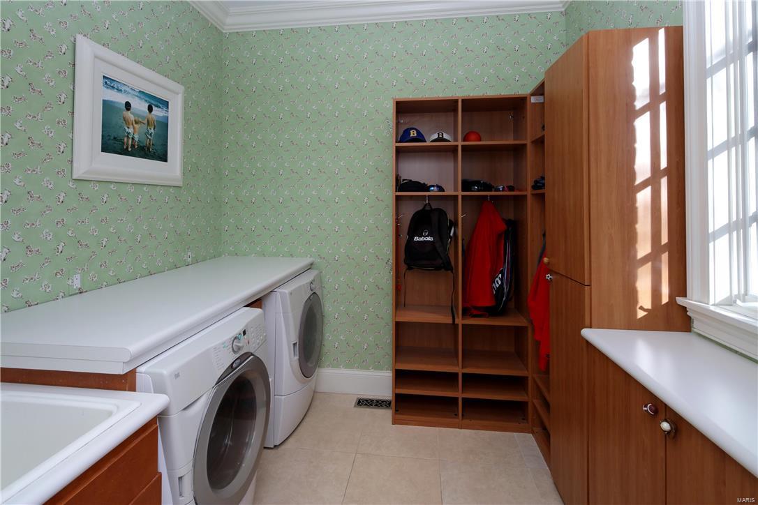 S Warson Road - Residential