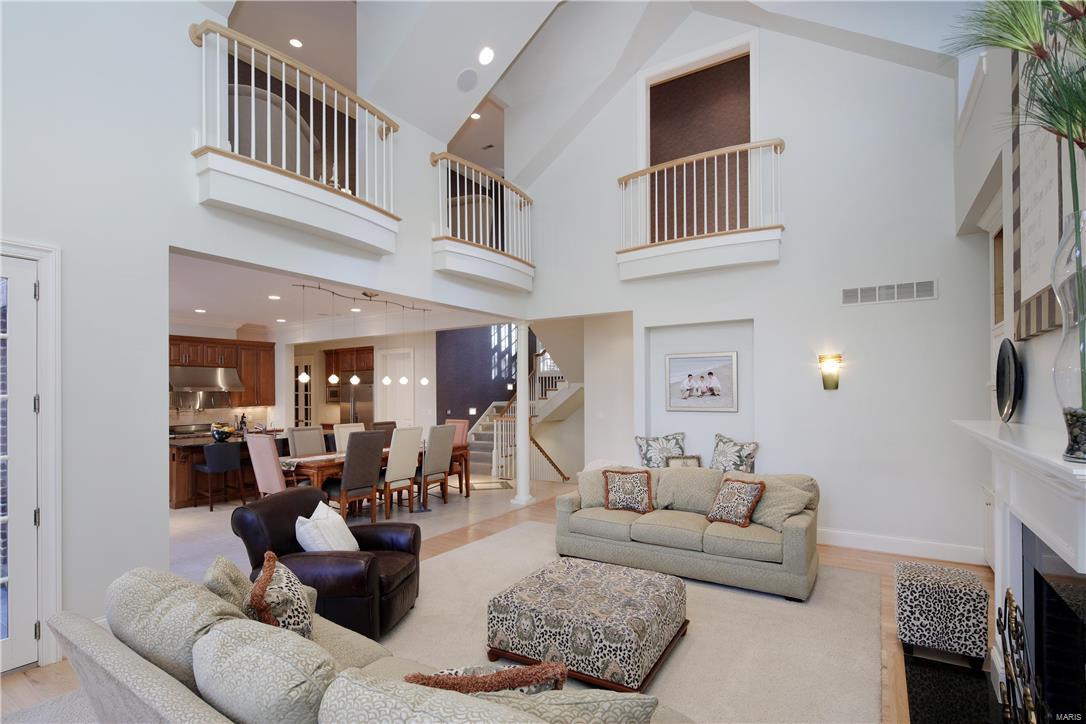 S Warson Road - Residential