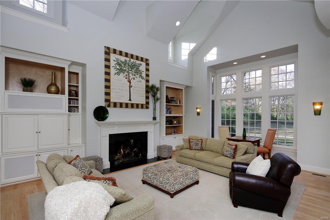 S Warson Road - Residential