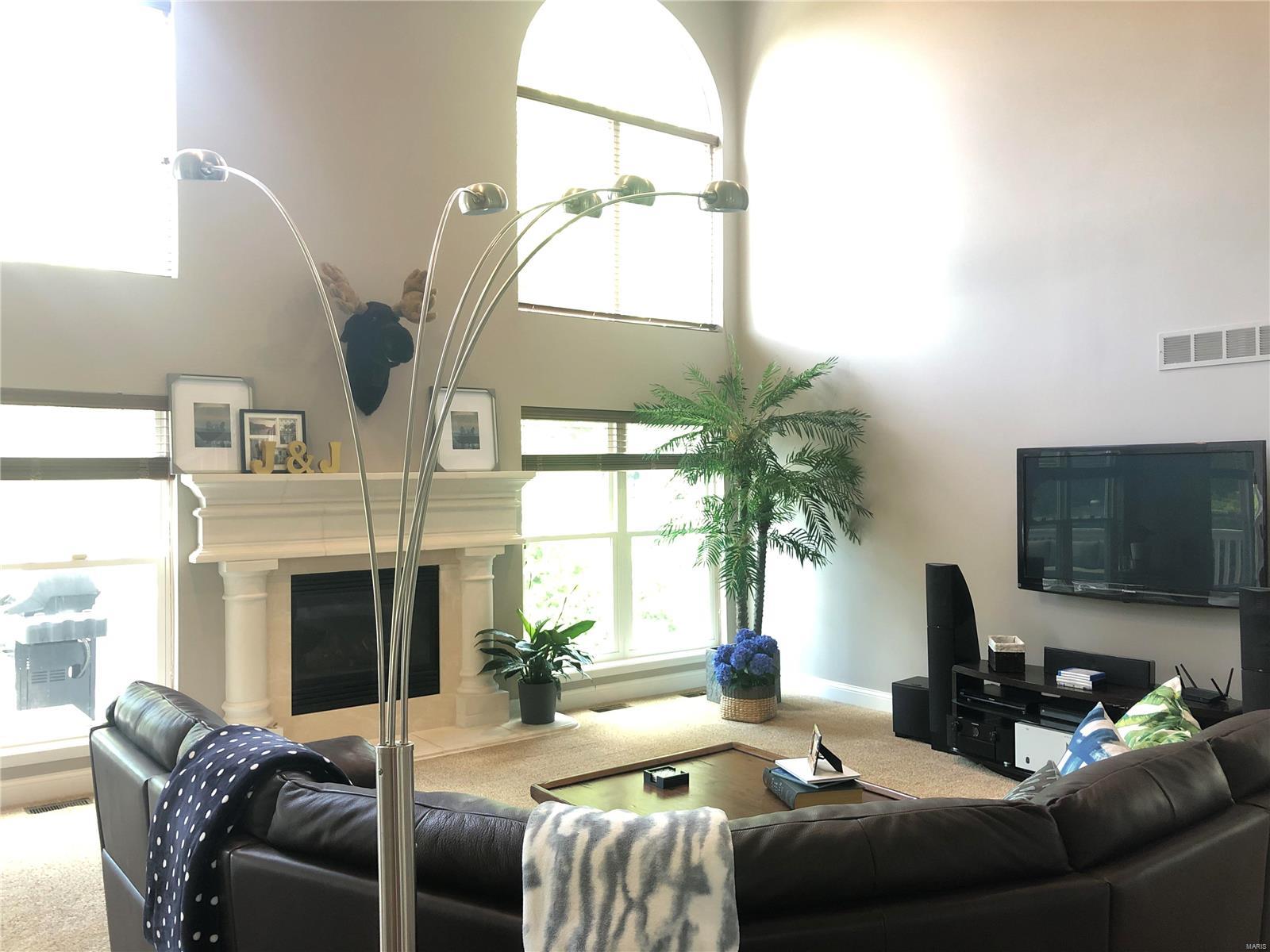 Sandistan Manor - Residential